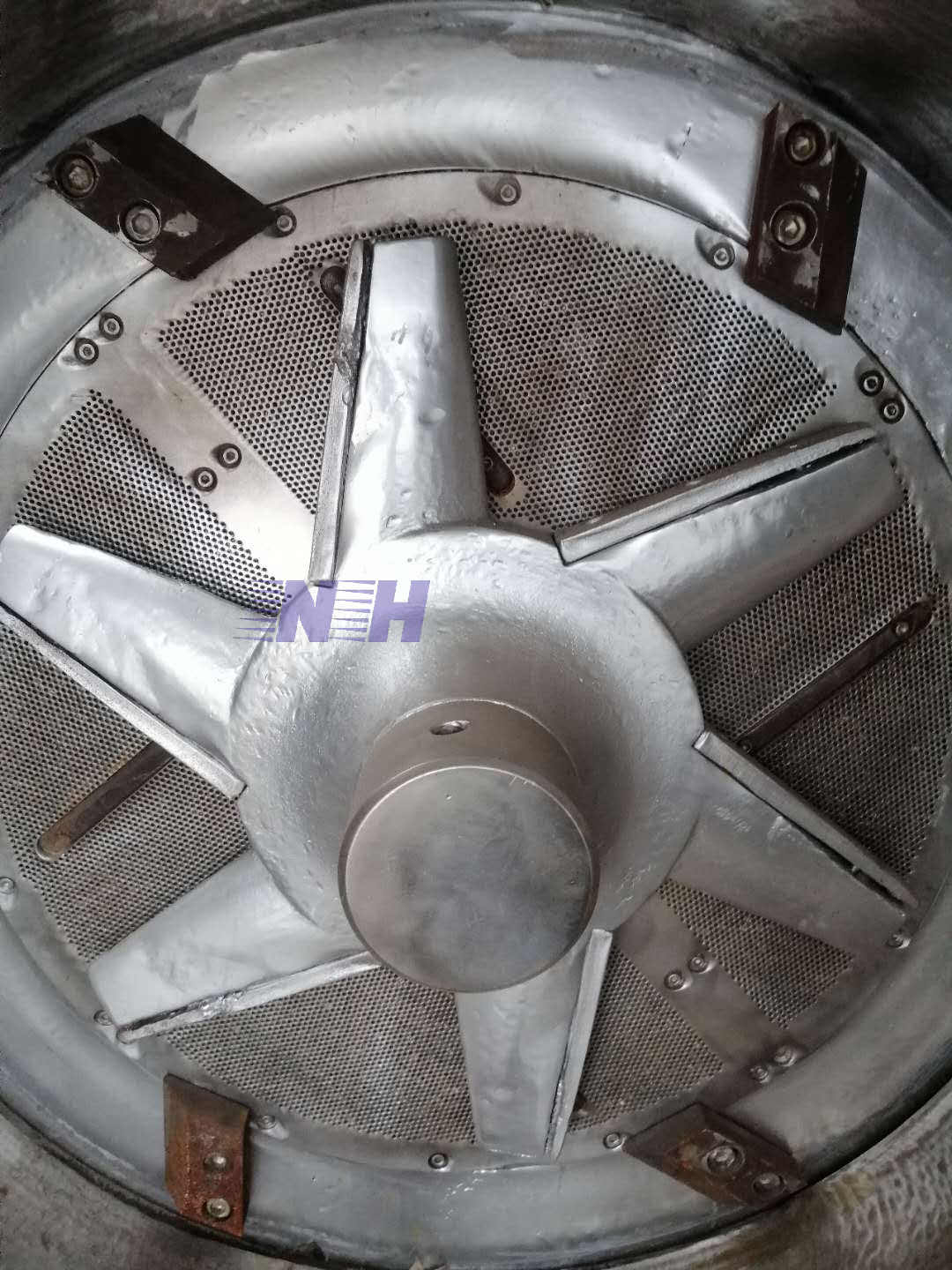 Customized paper pulper spare part pulper rotor with mesh for paper making mill
