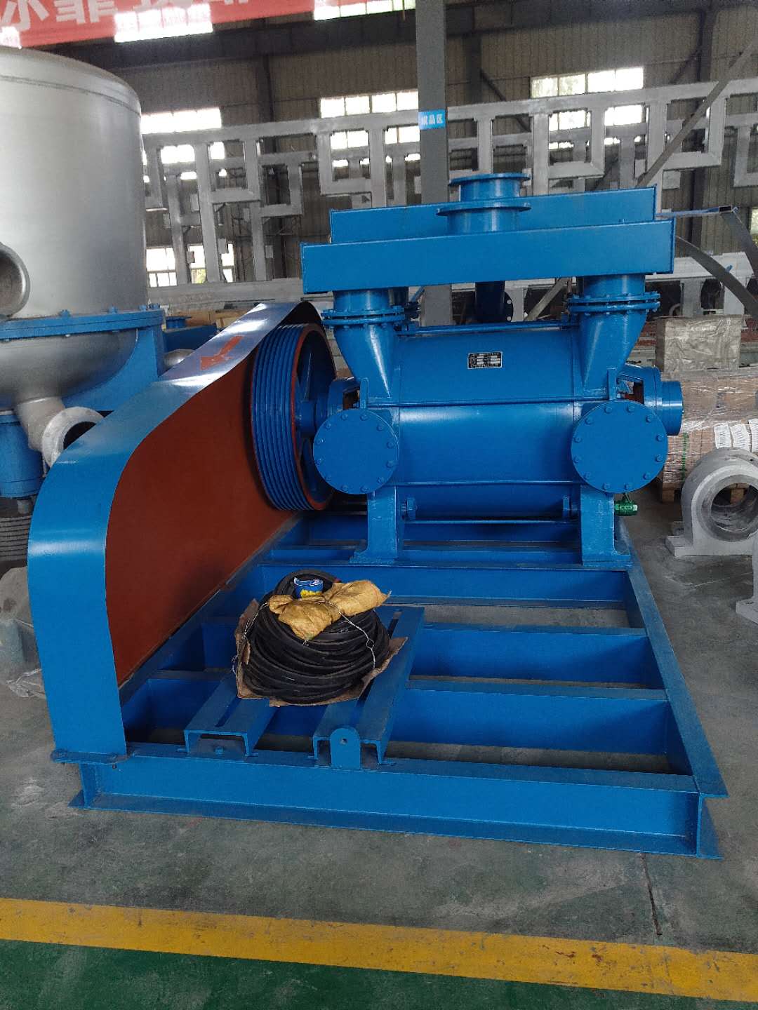 Water ring vacuum pumps used in papermaking, chemical, petrochemical pharmaceutical, food,metallurgy, stoneware, coal washing, mineral processing